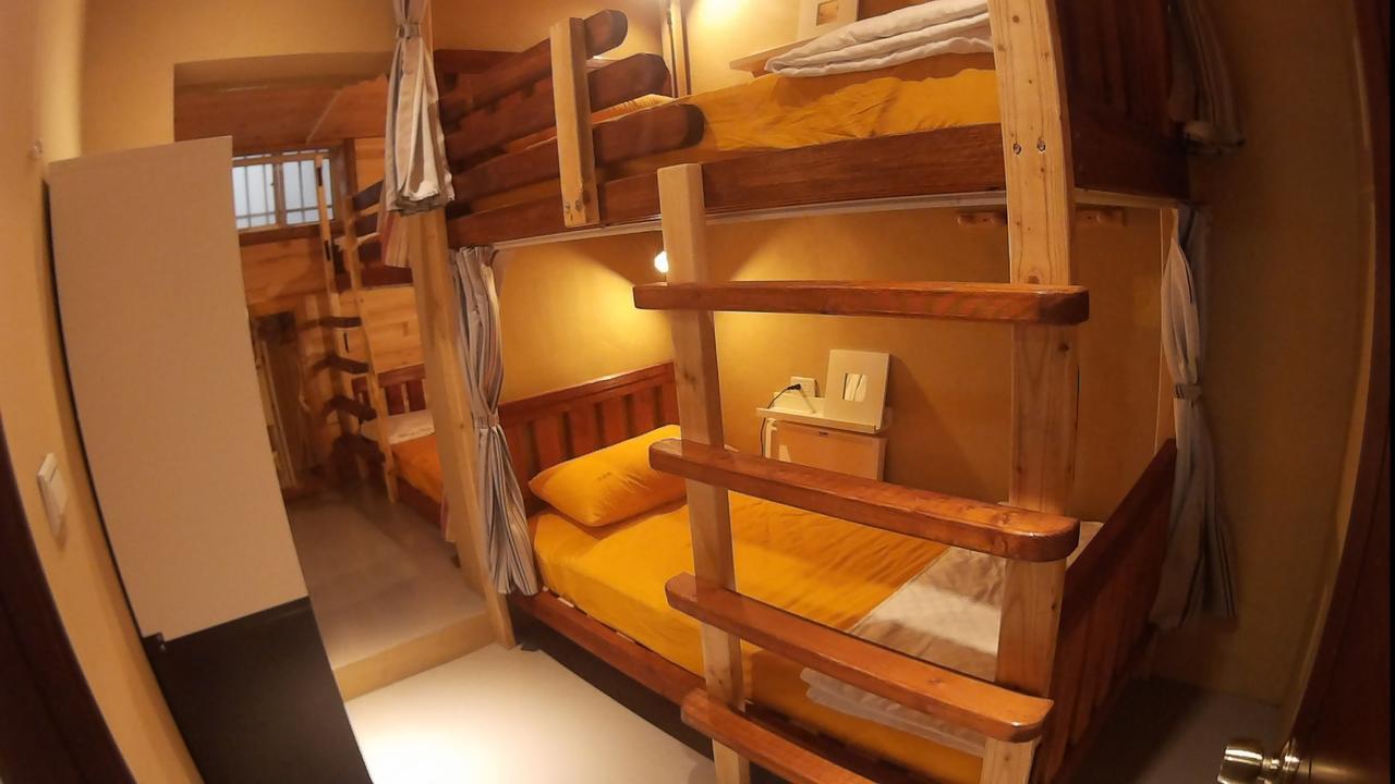 On Board Hostel Manzhou Экстерьер фото